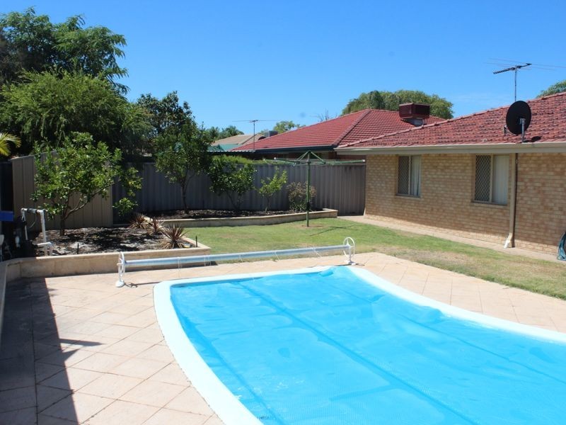 26 Liata Court, Thornlie WA 6108
