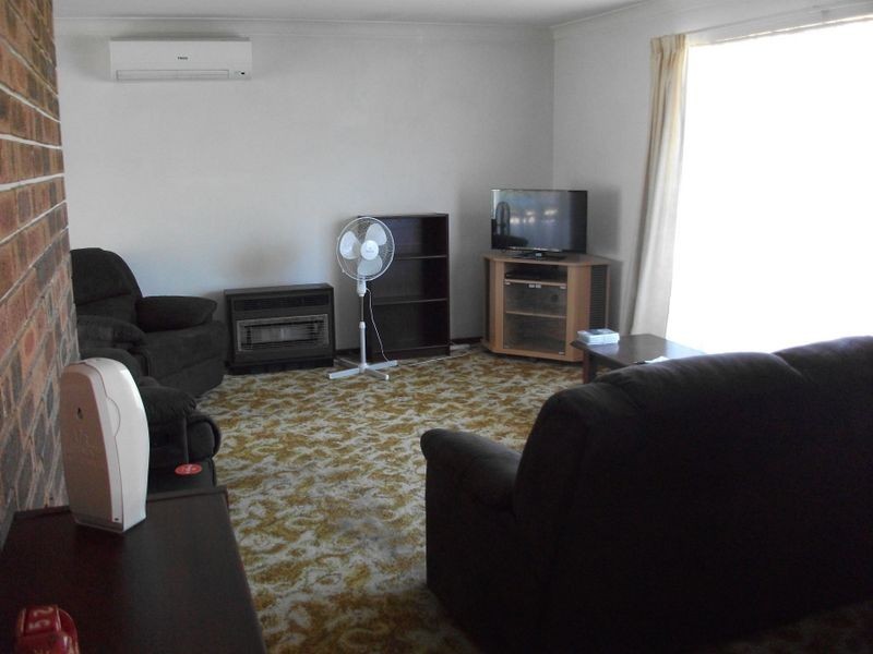 39 Meadowbrook Drive, Parkwood WA 6147