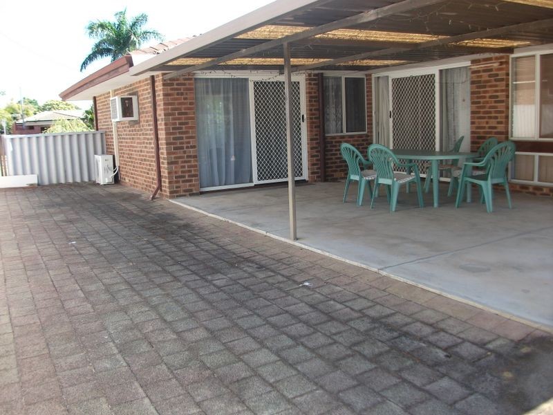 39 Meadowbrook Drive, Parkwood WA 6147