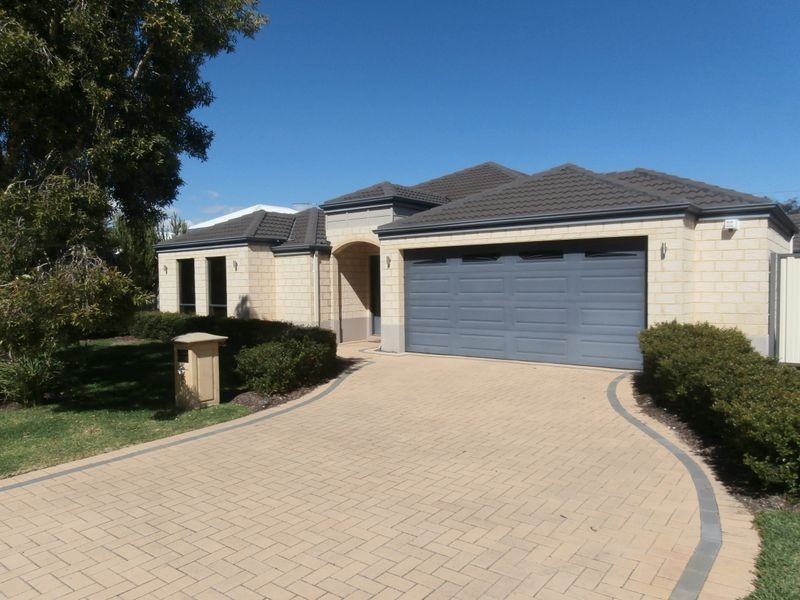 15 Cathedral Link, Aubin Grove WA 6164