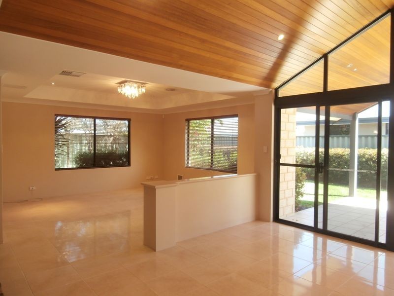 15 Cathedral Link, Aubin Grove WA 6164