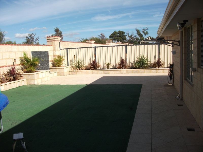 69b Centennial Avenue, Bertram WA 6167