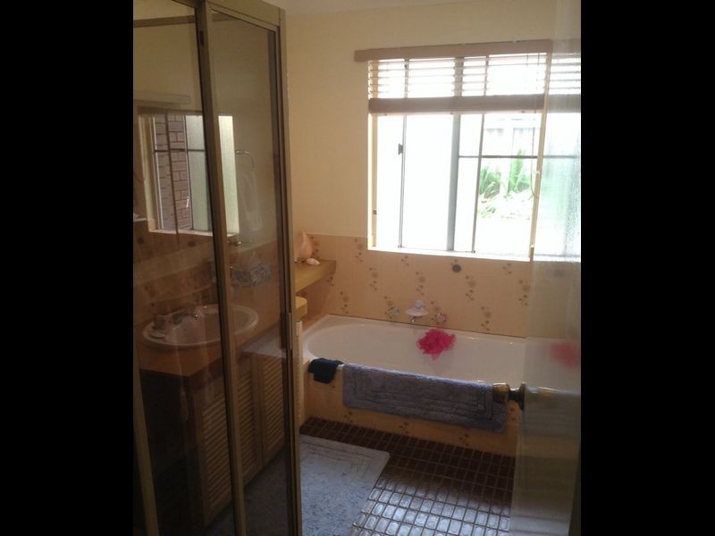 4 Westminster Court, Armadale WA 6112