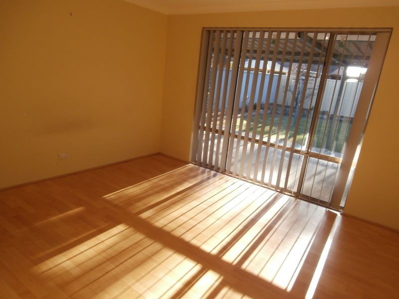 135 Braemore Street, Seville Grove WA 6112