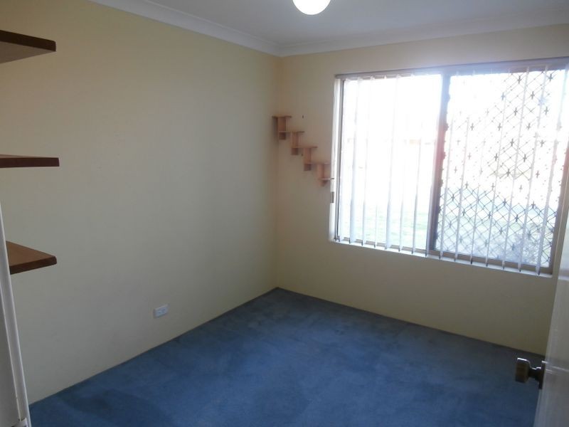 135 Braemore Street, Seville Grove WA 6112