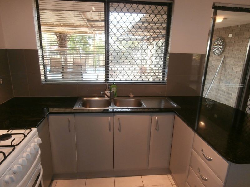 71 Mason Court, South Lake WA 6164