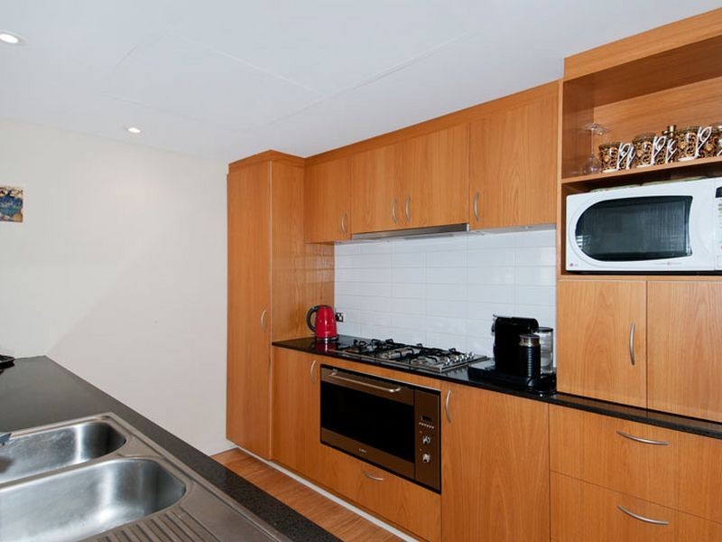 17/1 Breakwater Parade, Mandurah WA 6210