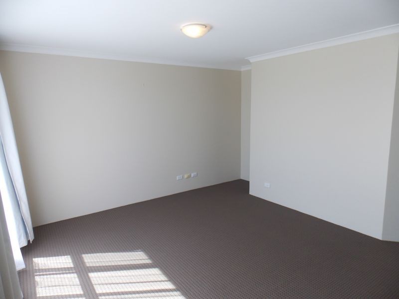 3 Hearle Street, Seville Grove WA 6112