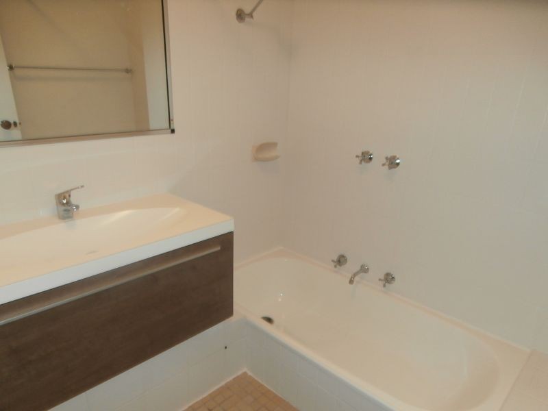 1/3 Netley Place, Armadale WA 6112