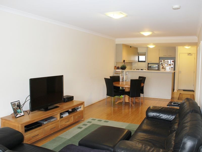 40/9 Linkage Avenue, Atwell WA 6164