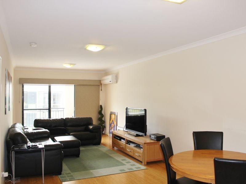 40/9 Linkage Avenue, Atwell WA 6164