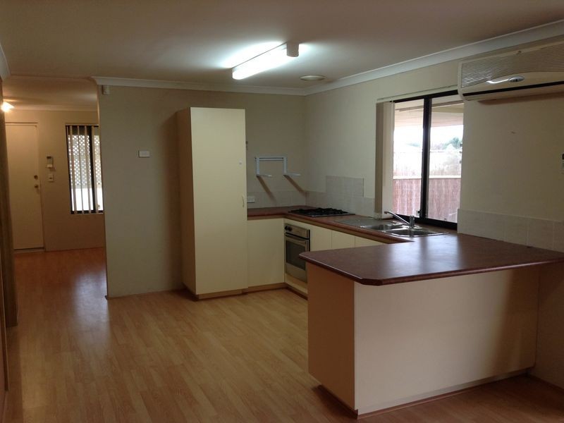 4 Hastie Close, Brookdale WA 6112