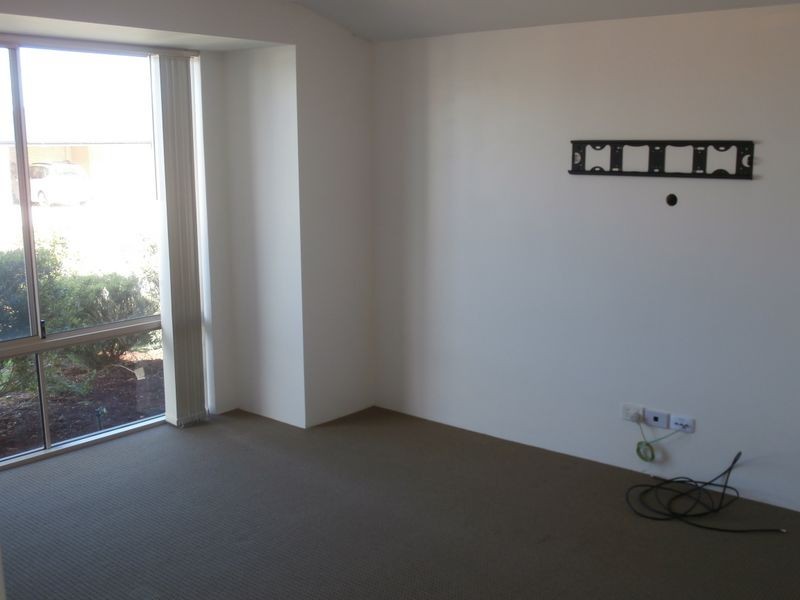 75 Cheltenham Loop, Bertram WA 6167