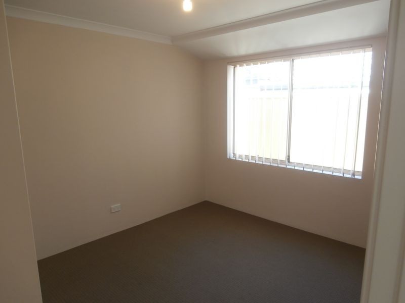 75 Cheltenham Loop, Bertram WA 6167