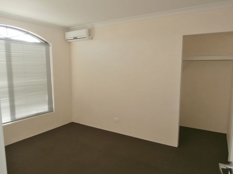 17 Kane Way, Darling Downs WA 6122