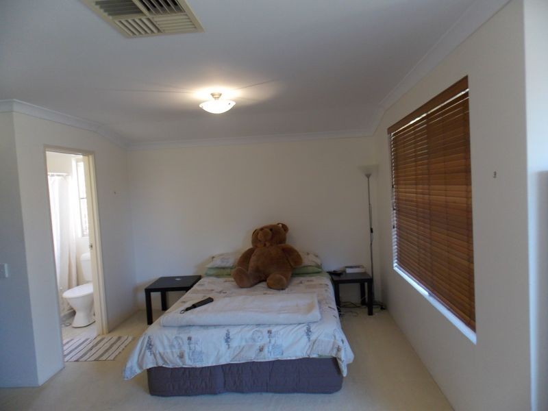 29 Folland Parade, Atwell WA 6164