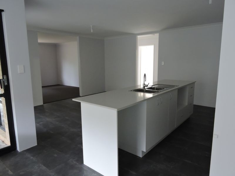 3 Bandicoot Place, Brookdale WA 6112