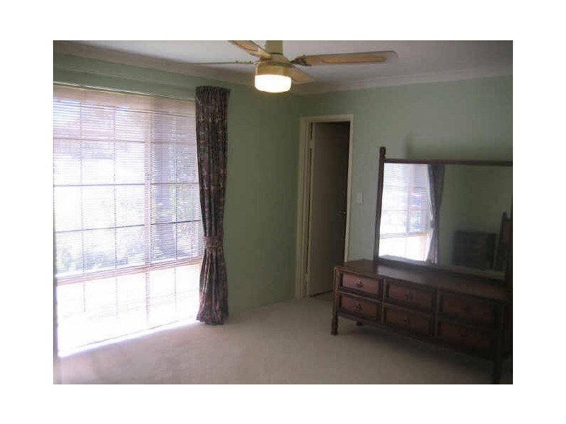 4 Heatherlea Parkway, Leeming WA 6149