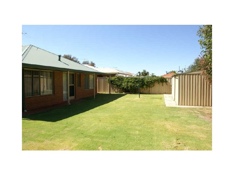 34 Hawkesbury Retreat, Atwell WA 6164