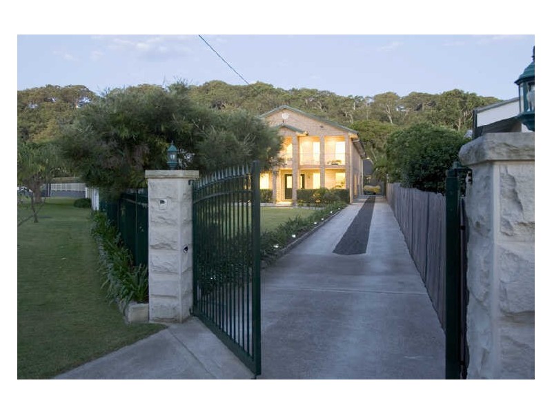 19 Iluka Road, Palm Beach NSW 2108