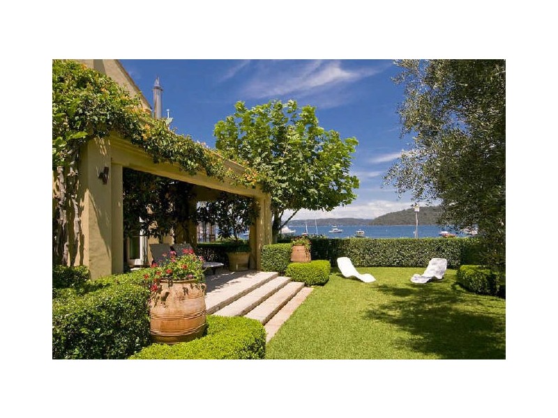 38-40 Iluka Road, Palm Beach NSW 2108