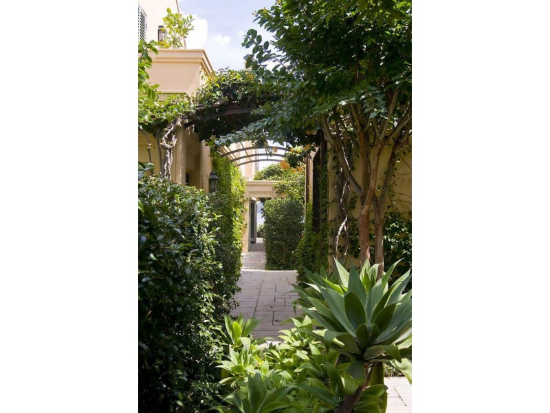 38-40 Iluka Road, Palm Beach NSW 2108