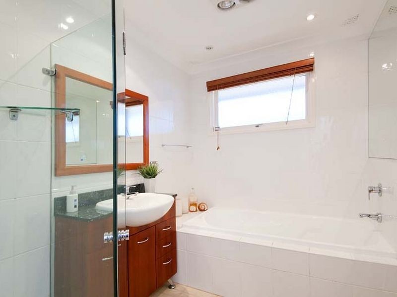 18 Ebor Road, Palm Beach NSW 2108