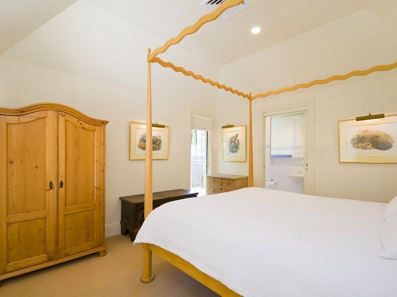 8 Iluka Road, Palm Beach NSW 2108