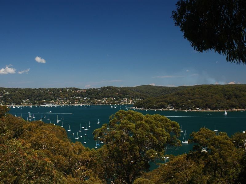 12 Georgia Lee Pl (Access – 61R Wandeen Rd), Clareville NSW 2107