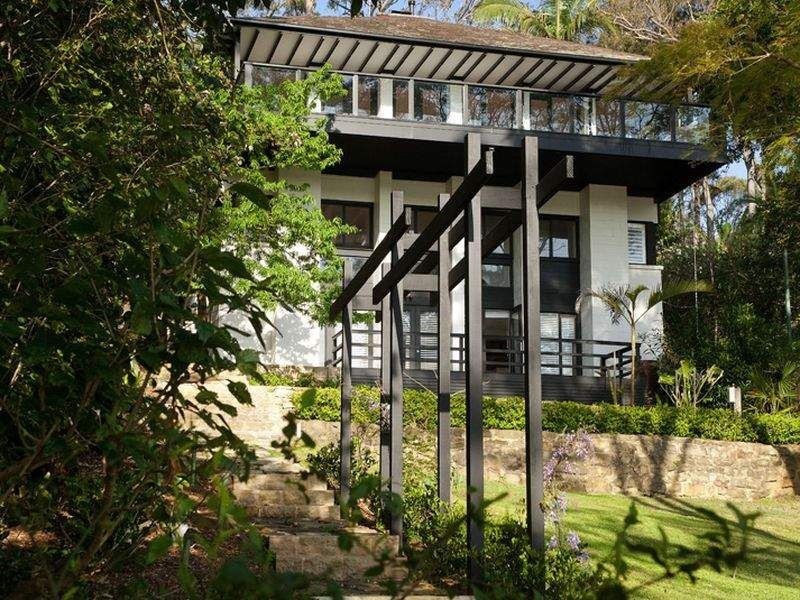 4 Paradise Avenue, Clareville NSW 2107