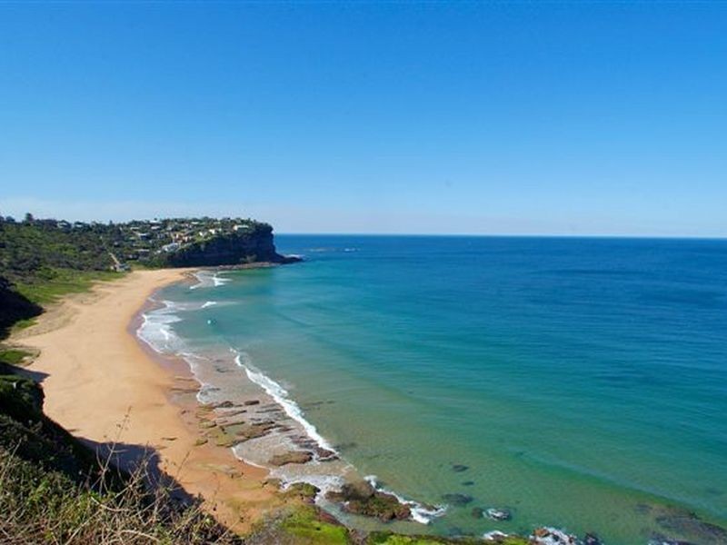 18 Hillcrest Road, Mona Vale NSW 2103