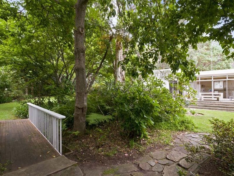 5 Ruskin Rowe, Avalon NSW 2107