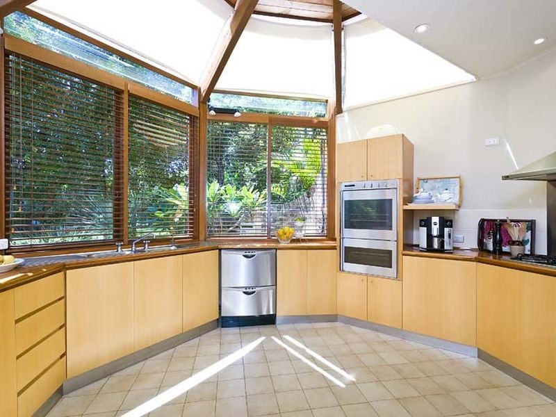 8 Ebor Road, Palm Beach NSW 2108