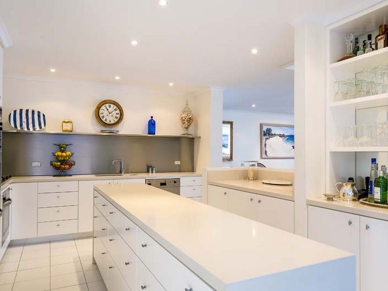 22 Paradise Avenue, Avalon NSW 2107