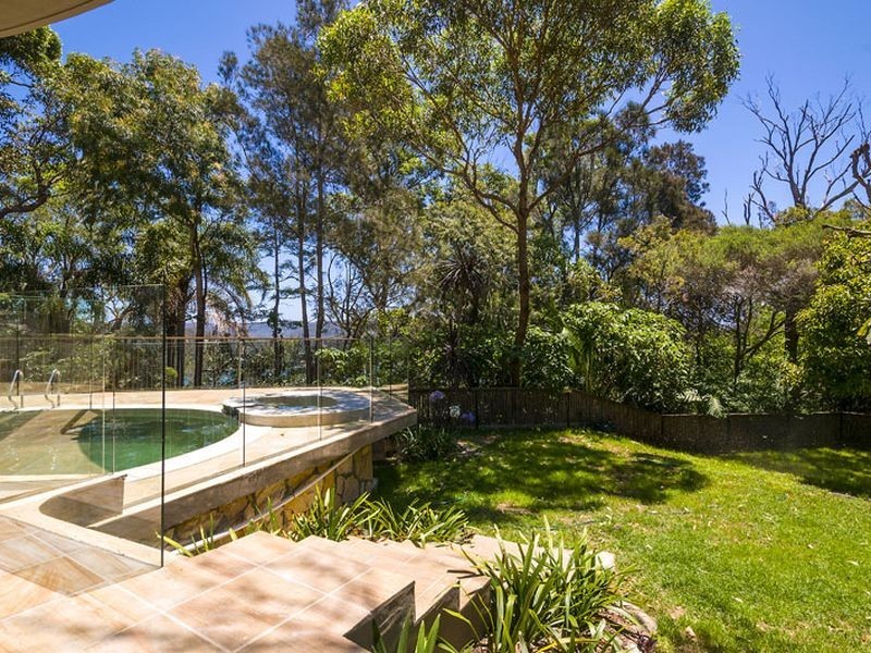 30 Beauty Drive, Whale Beach NSW 2107