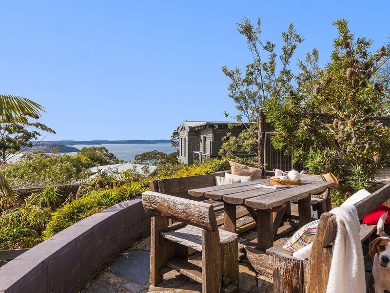 7 Ebor Road, Palm Beach NSW 2108
