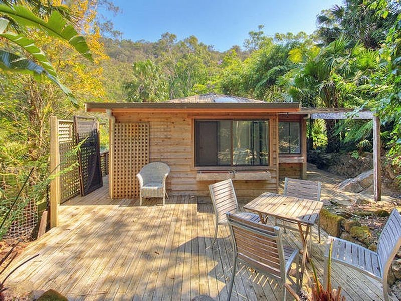 42 Monash Avenue, Great Mackerel Beach NSW 2108