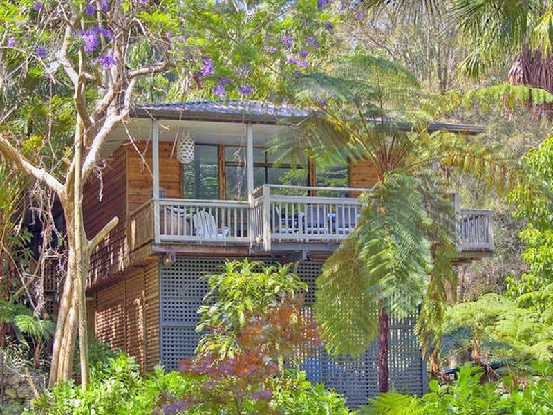 42 Monash Avenue, Great Mackerel Beach NSW 2108