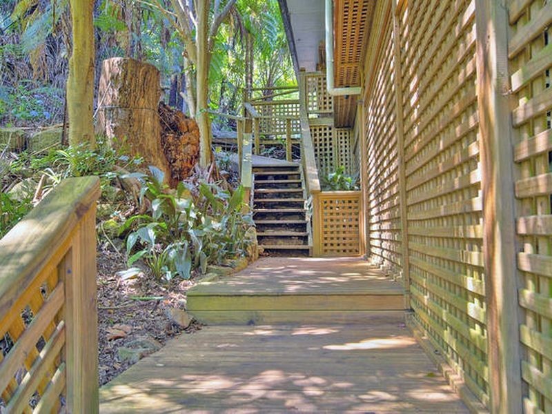 42 Monash Avenue, Great Mackerel Beach NSW 2108