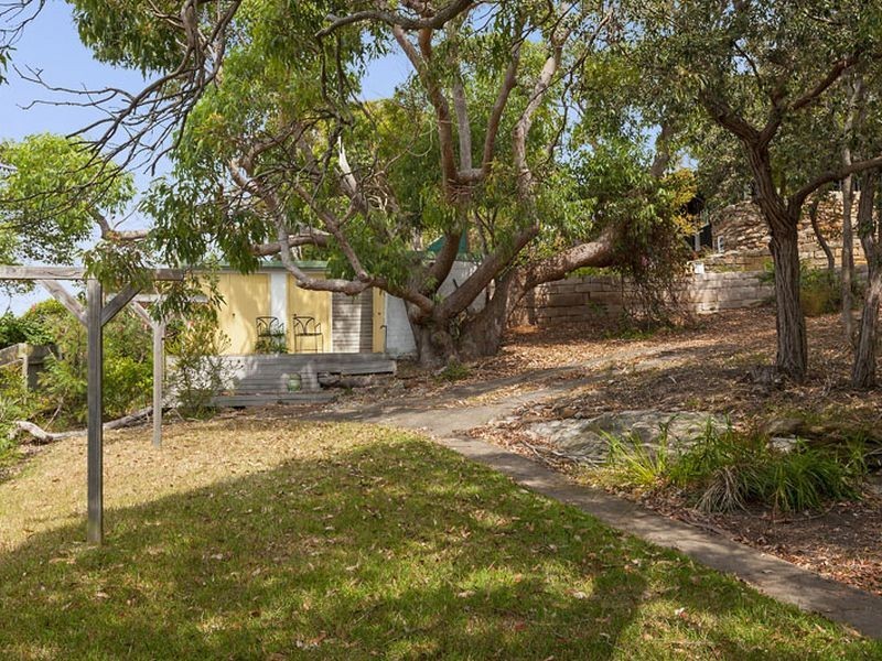 15 Sunrise Road, Palm Beach NSW 2108