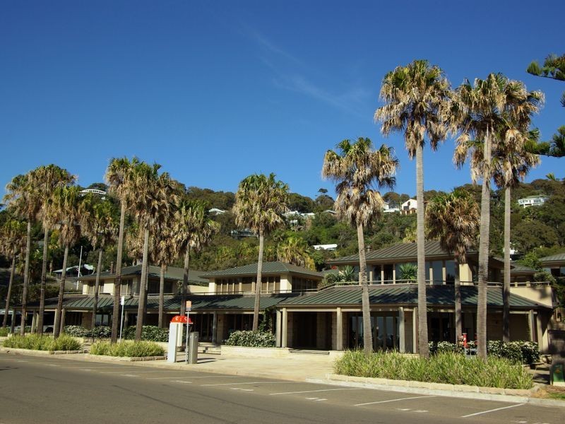 Villa 3/2 Ocean Place, Palm Beach NSW 2108