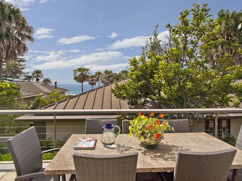 Villa 3/2 Ocean Place, Palm Beach NSW 2108