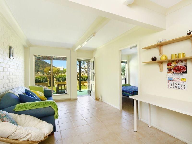 11 Monash Avenue, Great Mackerel Beach NSW 2108