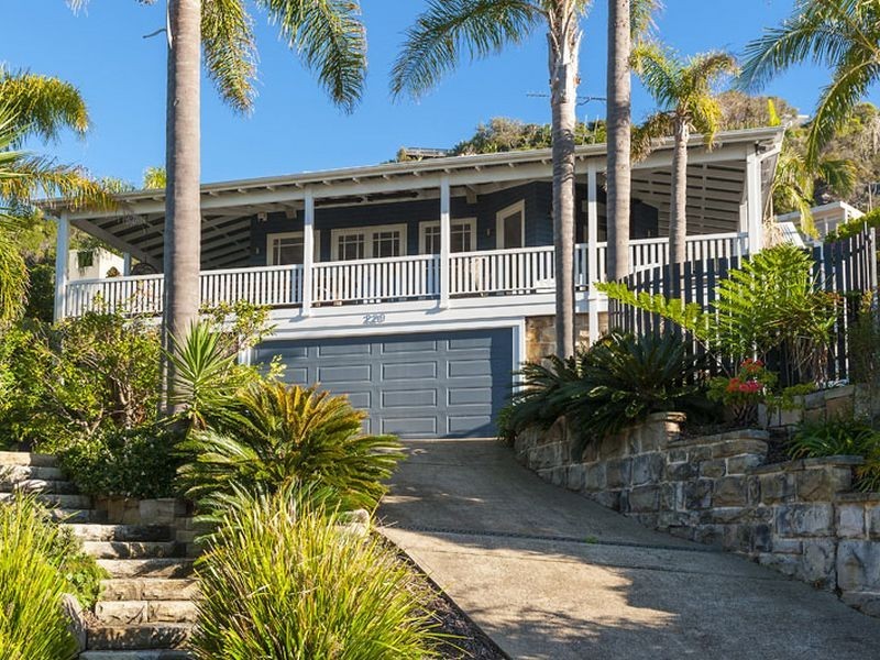 220 Whale Beach Road, Whale Beach NSW 2107