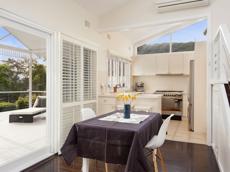 876 Barrenjoey Road, Avalon Beach NSW 2107