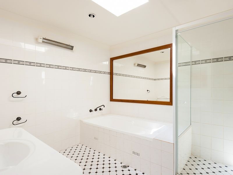 1042 Barrenjoey Road, Palm Beach NSW 2108