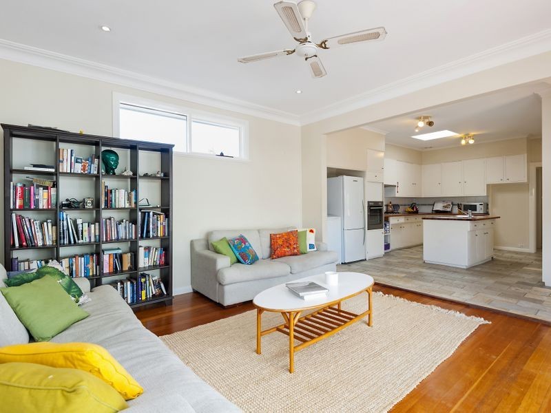 15 Currawong Avenue, Palm Beach NSW 2108