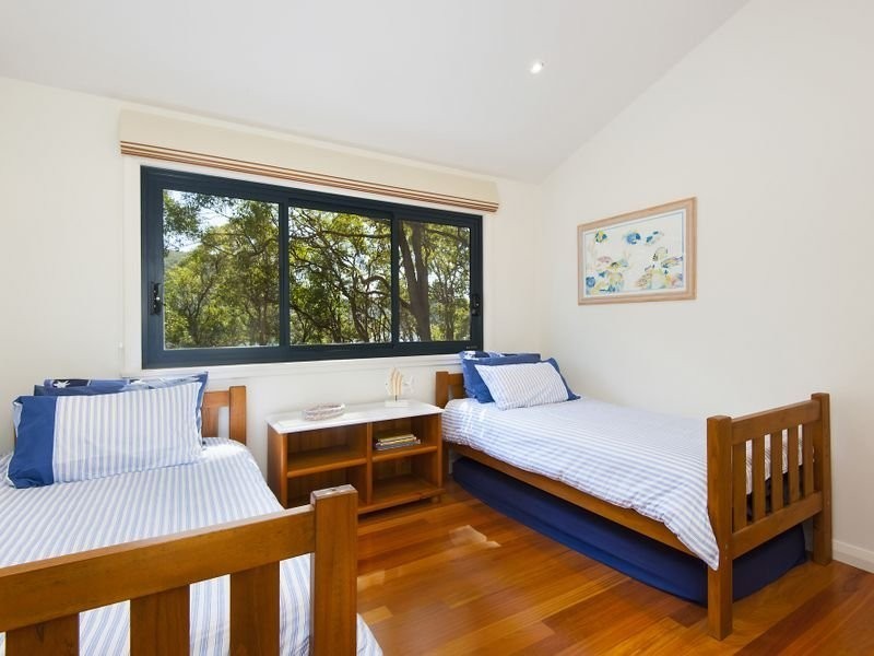 11 Coasters Retreat, Coasters Retreat NSW 2108