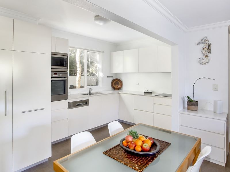 2/6 Queens Parade, Newport NSW 2106