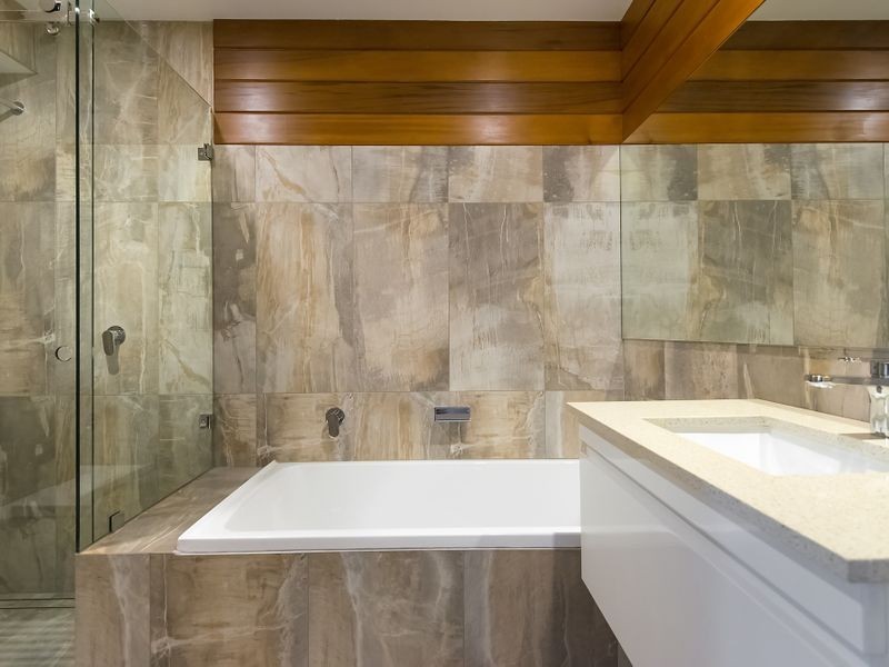 25 Kananook Avenue, Bayview NSW 2104